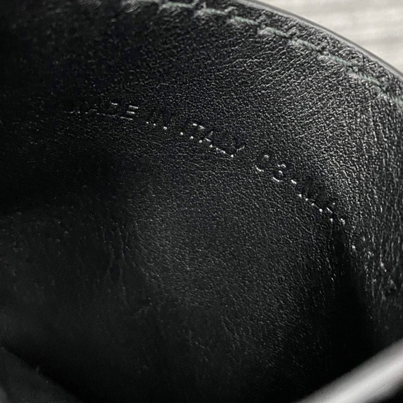 ✨SOLD✨Christian Dior Calf Skin Card Holder - Picture 9 of 9